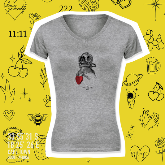 Slack Jane Mermaid Diver V-Neck Fitted T-Shirt